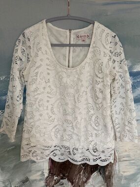 Nannette Lepore White Lace Scoop Neck 3/4 Sleeve Blouse